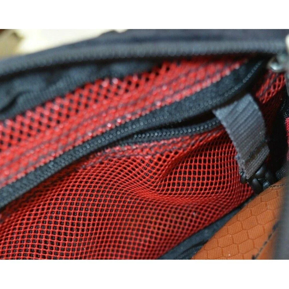 Jansport  Couloir Sturdy Nylon Backpack Gold Black Lots Storage Hiking Camping